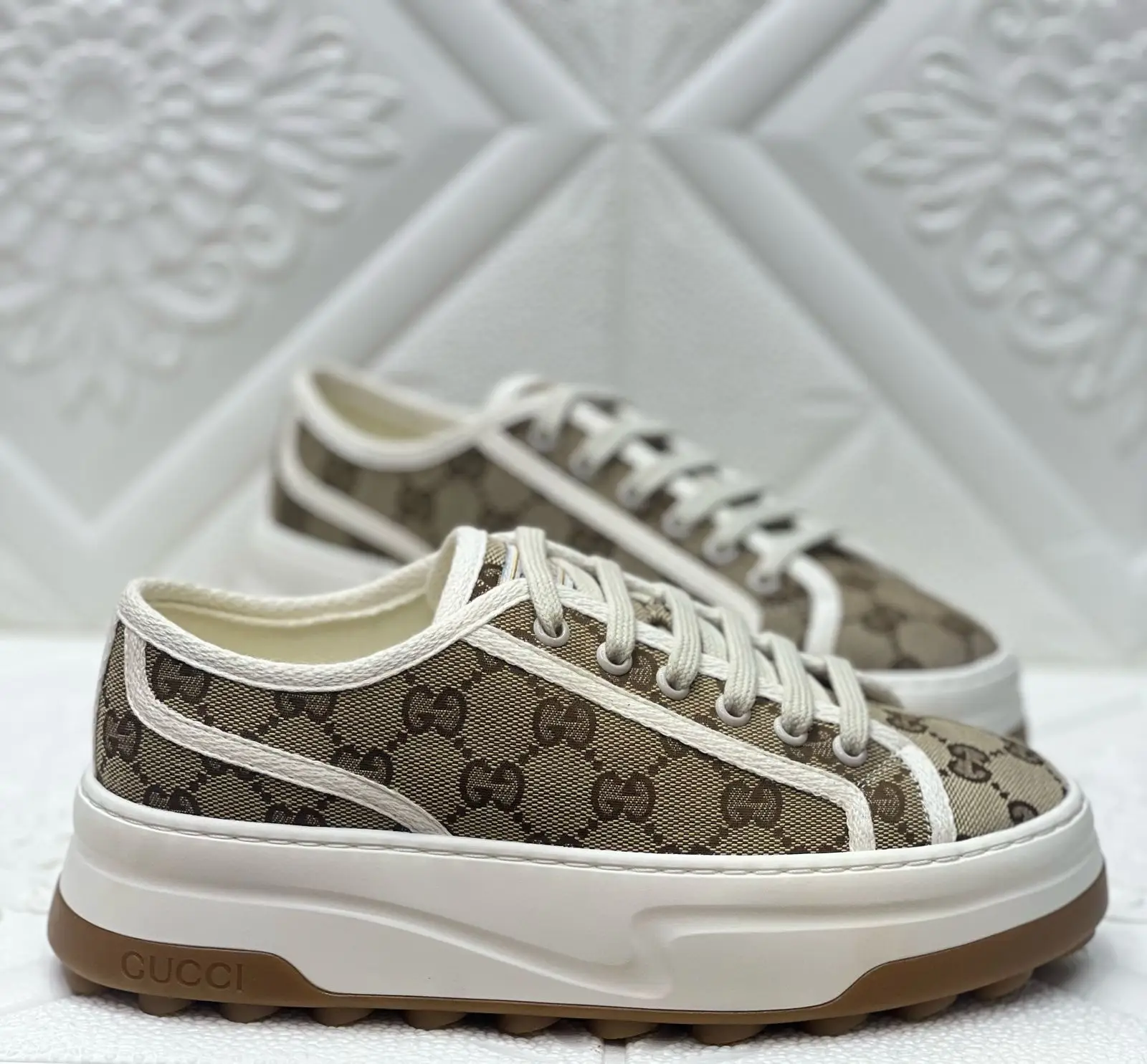 GUCCI GG Interlocking Logo Sneaker GUCCI GG Interlocking Logo Sneaker