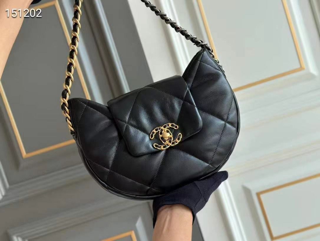Chanel Shoulder Bag Chanel Shoulder Bag