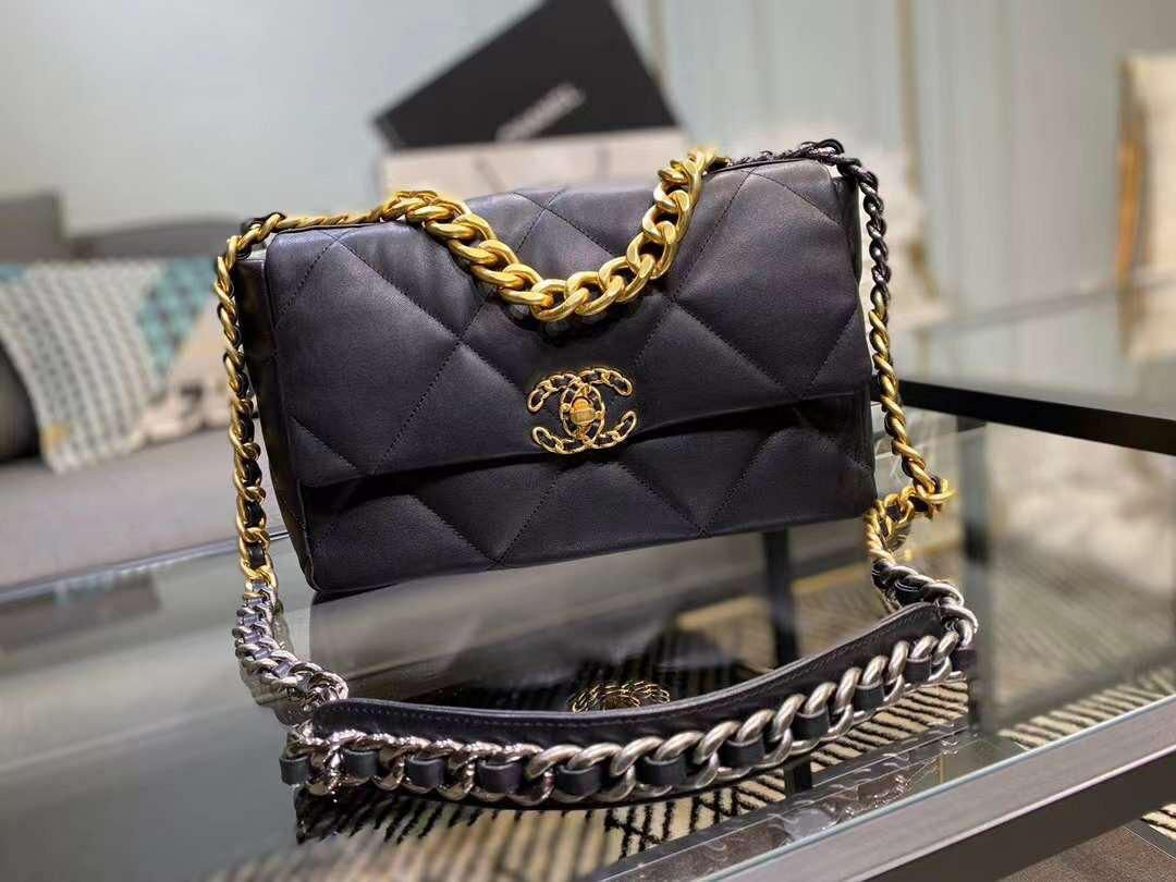 CHANEL 19 Flap Bag CHANEL 19 Flap Bag